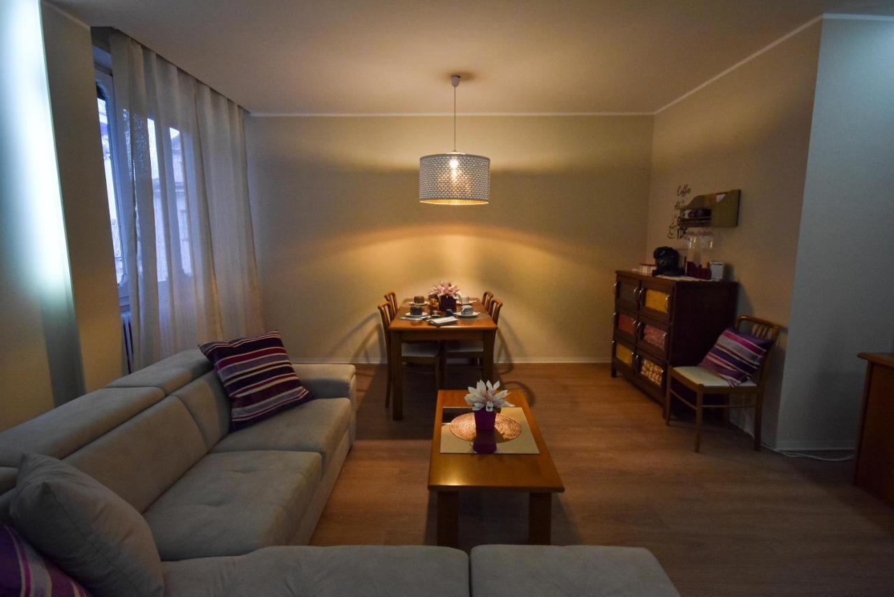 Piccola Perla Sul Maggiore Apartment